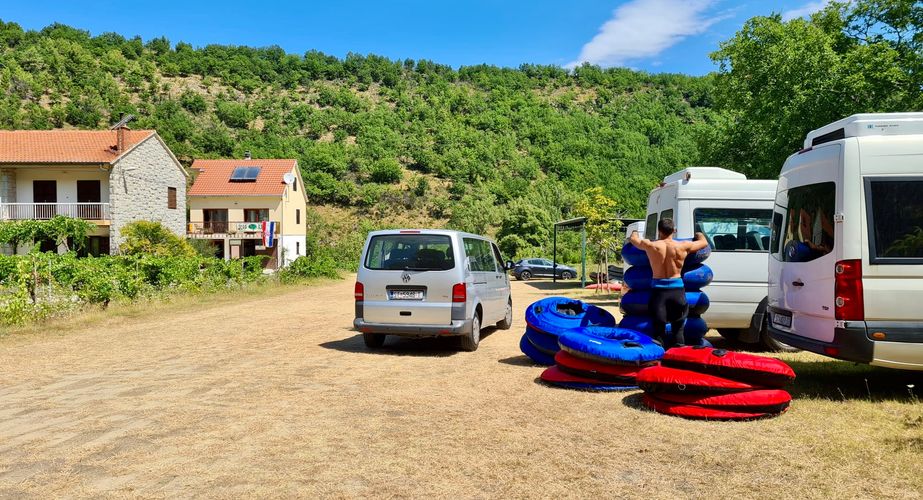 Rivertubing Kroatie Comfort reizen Rivertubing Kroatie Comfort reizen